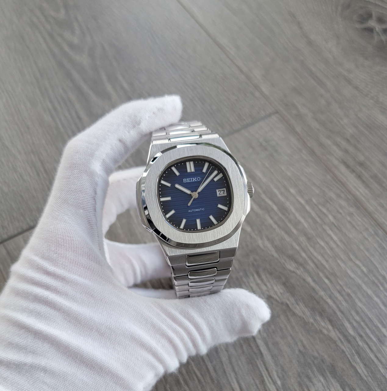 Nautilus Blue Gradient Embossed Dial