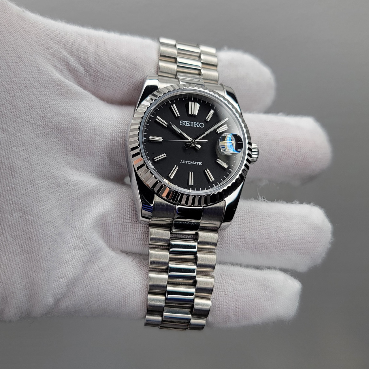 President Date Deep Black Mod