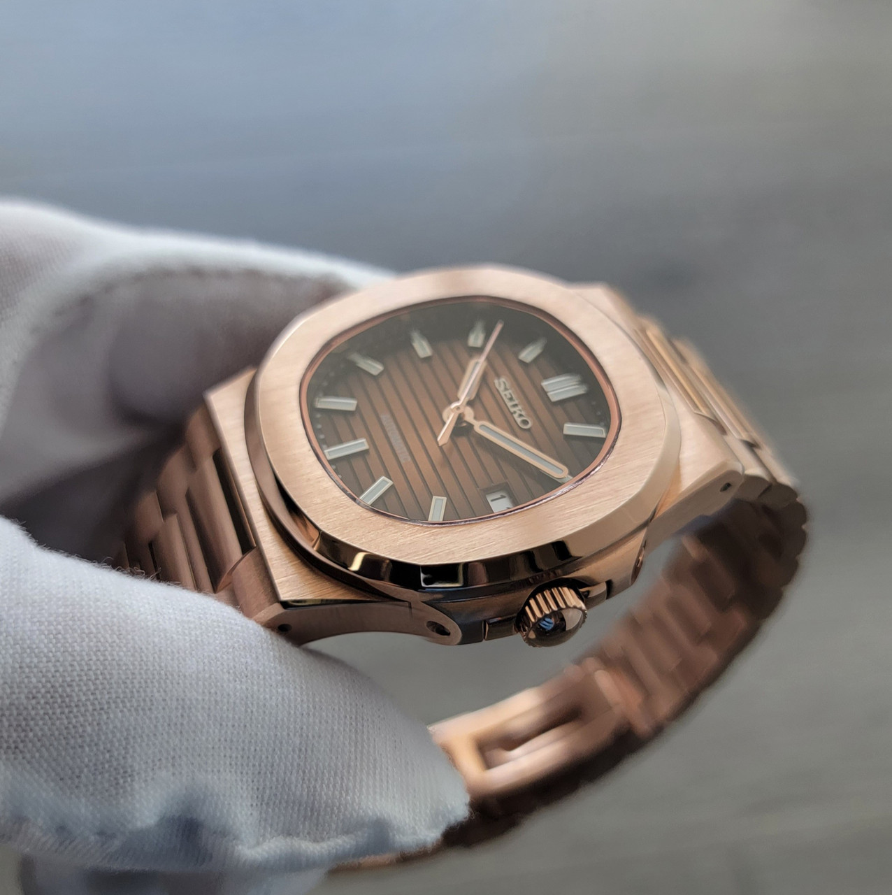 Nautilus Chocolate Rose Embossed Dial