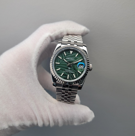 Sunburst Green Palm Dial