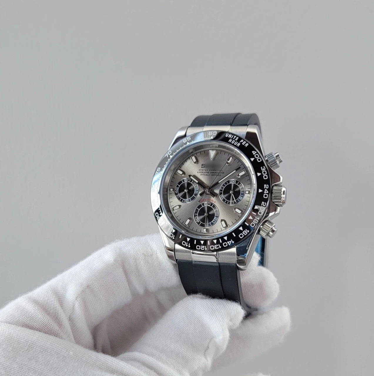 Daytona Ghost Dial