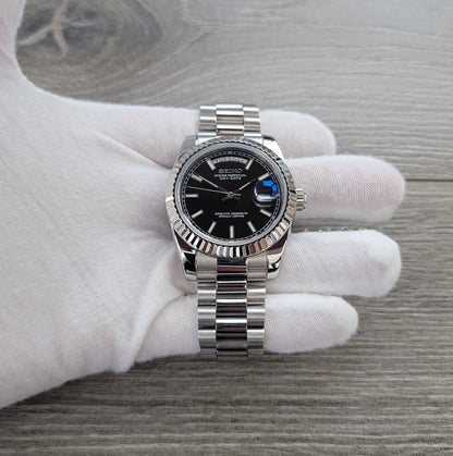 Deep Black Daydate Dial
