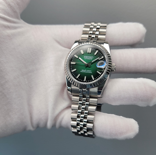 Sunburst Green Vignette Dial