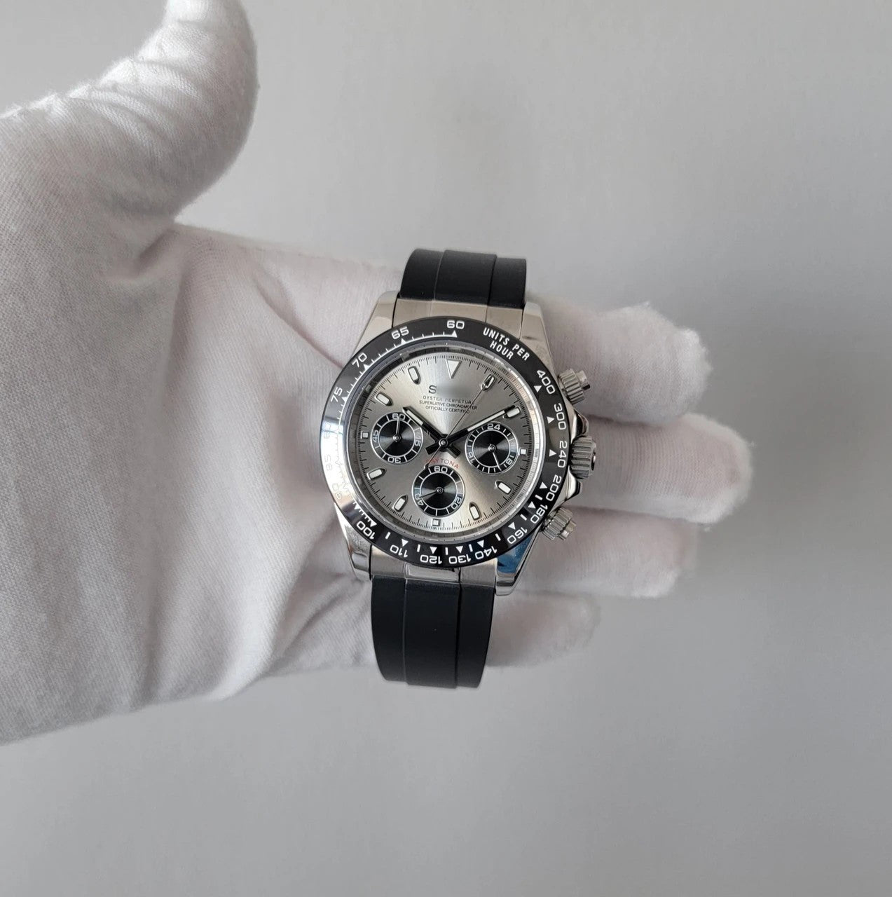 Daytona Ghost Dial